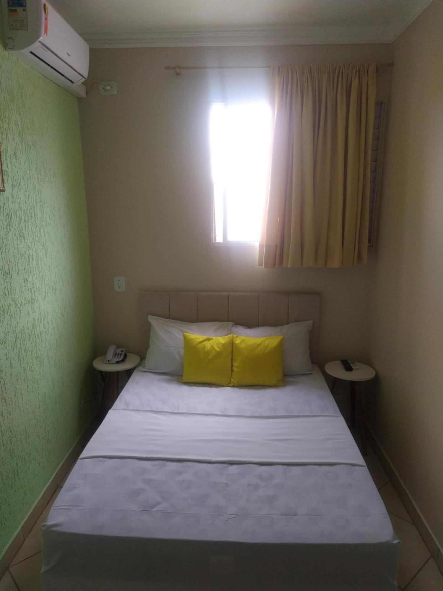 Hotel Dayse Сантана-ди-Парнаиба Номер фото