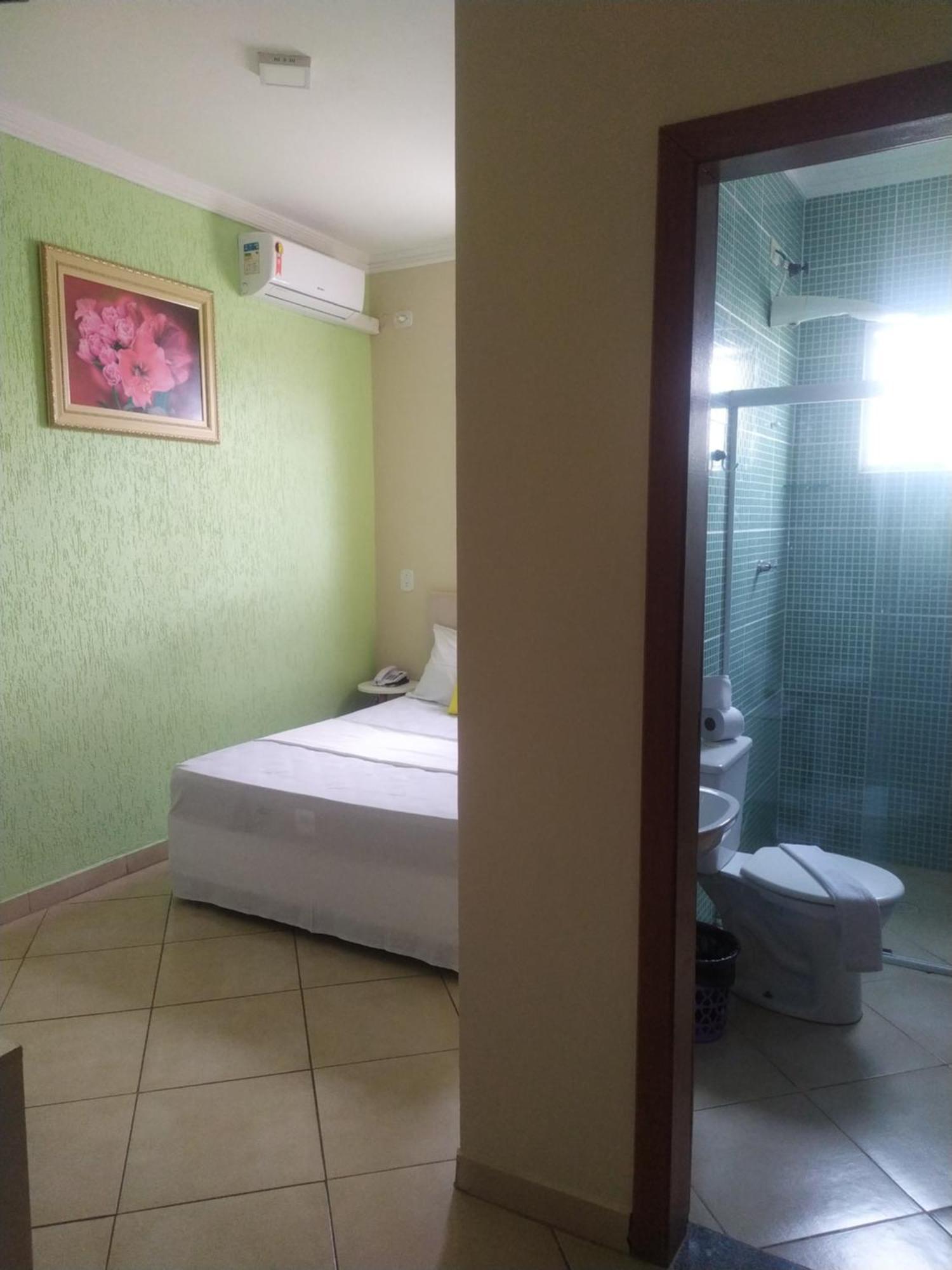 Hotel Dayse Сантана-ди-Парнаиба Номер фото
